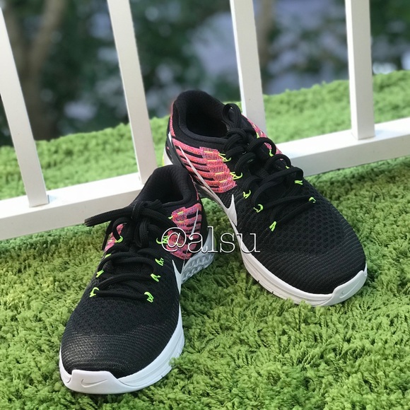 NWT Nike Metcon DSX Flyknit Black WMNS - Picture 3 of 7